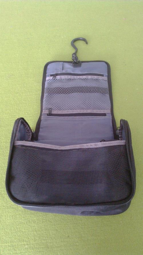 批發(fā)多功能大容量洗漱包 旅行必備盥洗包 工廠低價(jià)訂制